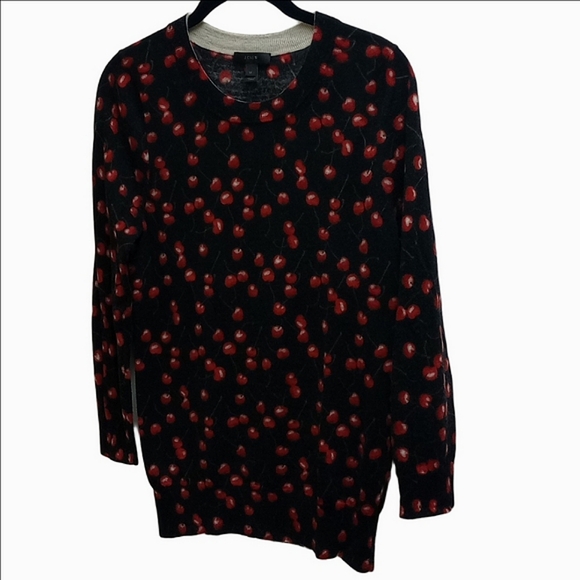 🍒J.CREW BLACK 3/4 SLEEVES MERINO WOOL CREW NECK SWEATER WITH RED CHERRY DESIGNS - Picture 4 of 12